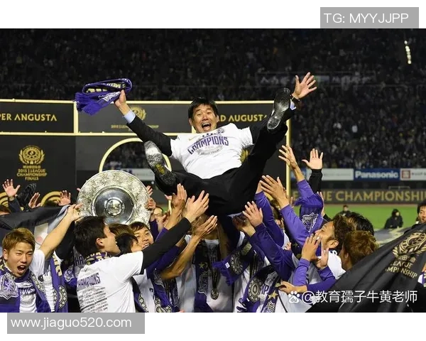 足球传奇巅峰瞬间燃爆全场球星集锦瞬间回顾荣耀与激情共鸣 足球传奇巅峰瞬间燃爆全场球星集锦瞬间回顾荣耀与激情共鸣