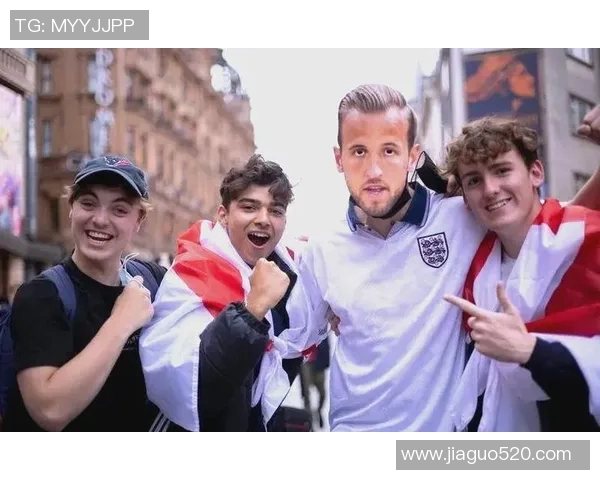 凯恩：从英格兰锋线新星到世界足坛顶级球员的传奇之路